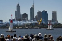 Avio sacīkšu sezona "Red Bull Air Race" ir noslēgusies