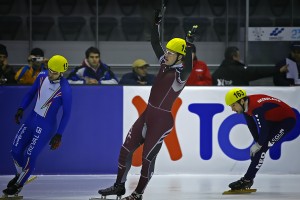 Ar diskvalifikāciju 1000m distancē vakar beidzās Haraldam Silovam ISU Pasaules kausa pirmais posms