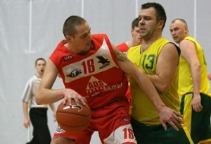 Aizvadītas pirmās kaujas Liepājas pilsētas basketbola čempionātā