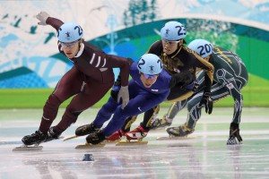 Latvijas šorttrtekisti piedalīsies pasaules čempionātā šorttrekā Sofijā