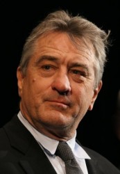 De Niro un Kūpers dosies medusmēnesī