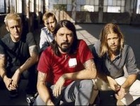 "Foo Fighters" meklē režisorus