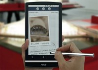 Asus izstādē CeBIT 2011 parāda Eee Pad MeMO planšetdatoru ar Android 3.0 operētājsistēmu