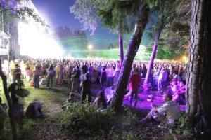 Positivus izsludina pieteikšanos festivāla palīgiem